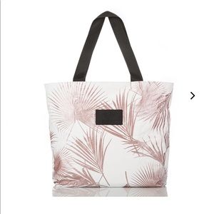 Aloha Collection Day Palms Day Tripper Beach Tote Bag in Rose Gold